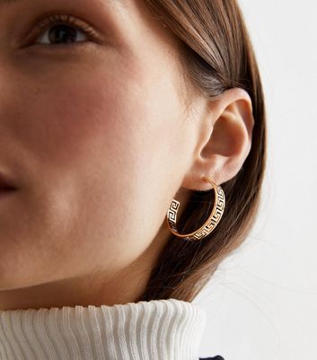 Geometric hoop store earrings gold