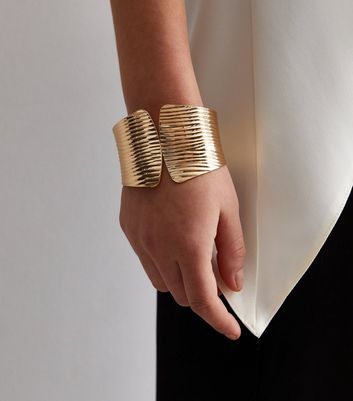 Gold Ribbed Textured Wide Cuff Bracelet New Look