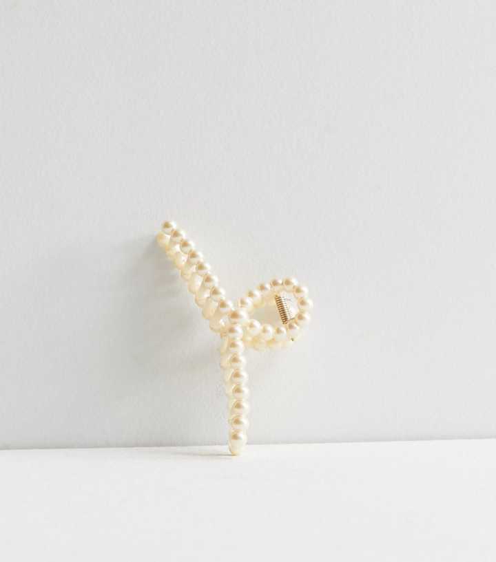 Cream Faux Pearl Hair Claw Clip