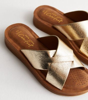 Wide Fit Gold Leather-Look Twist Sliders New Look