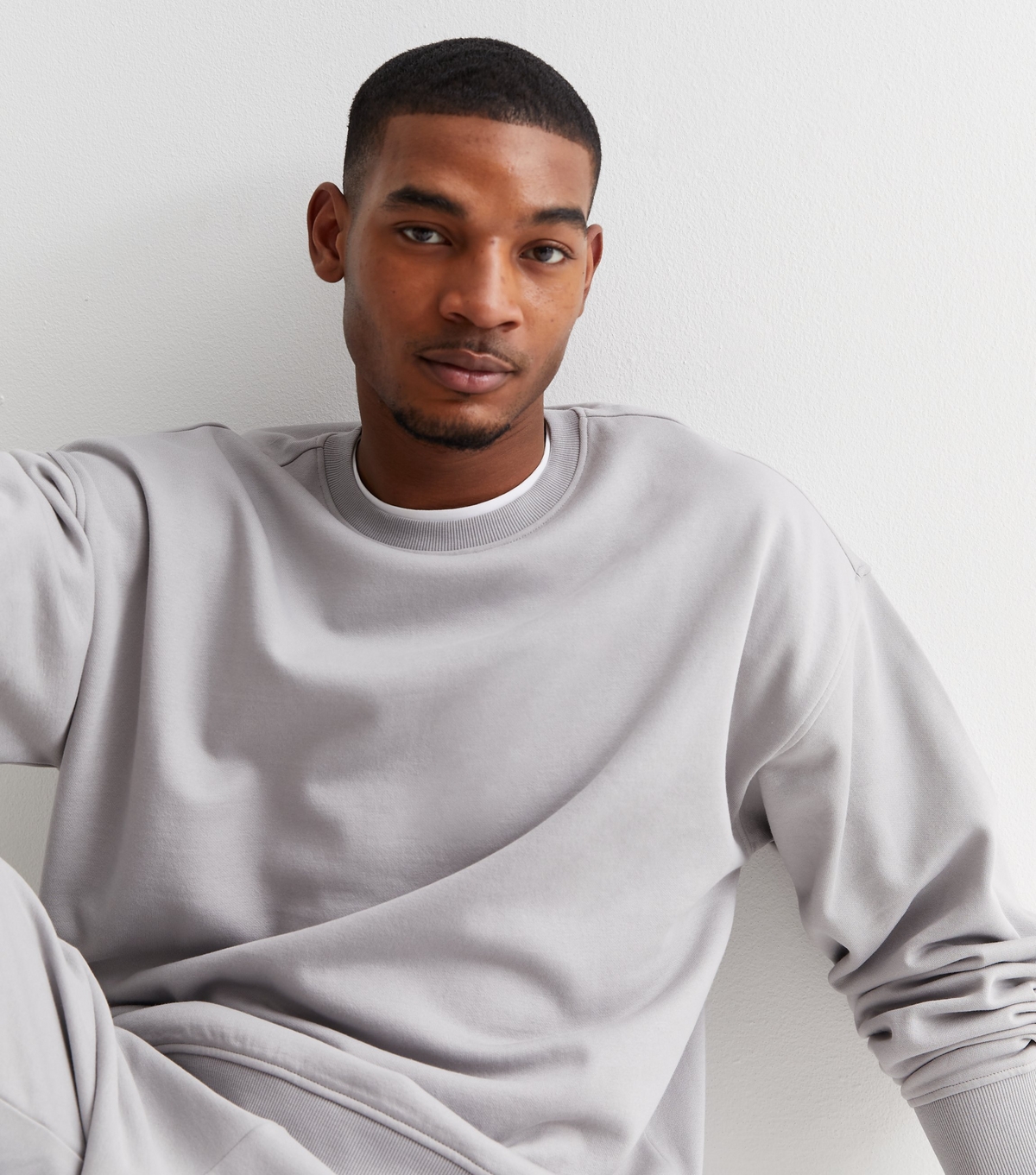 Men's Pale Grey Oversized Crew Neck Sweatshirt New Look