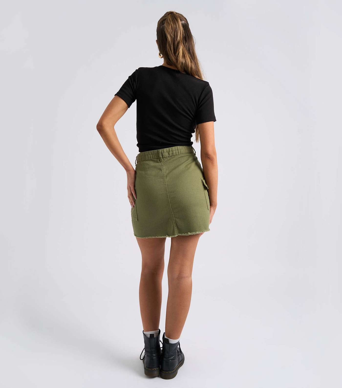 Urban Bliss Khaki Cargo Mini Skirt Image 4