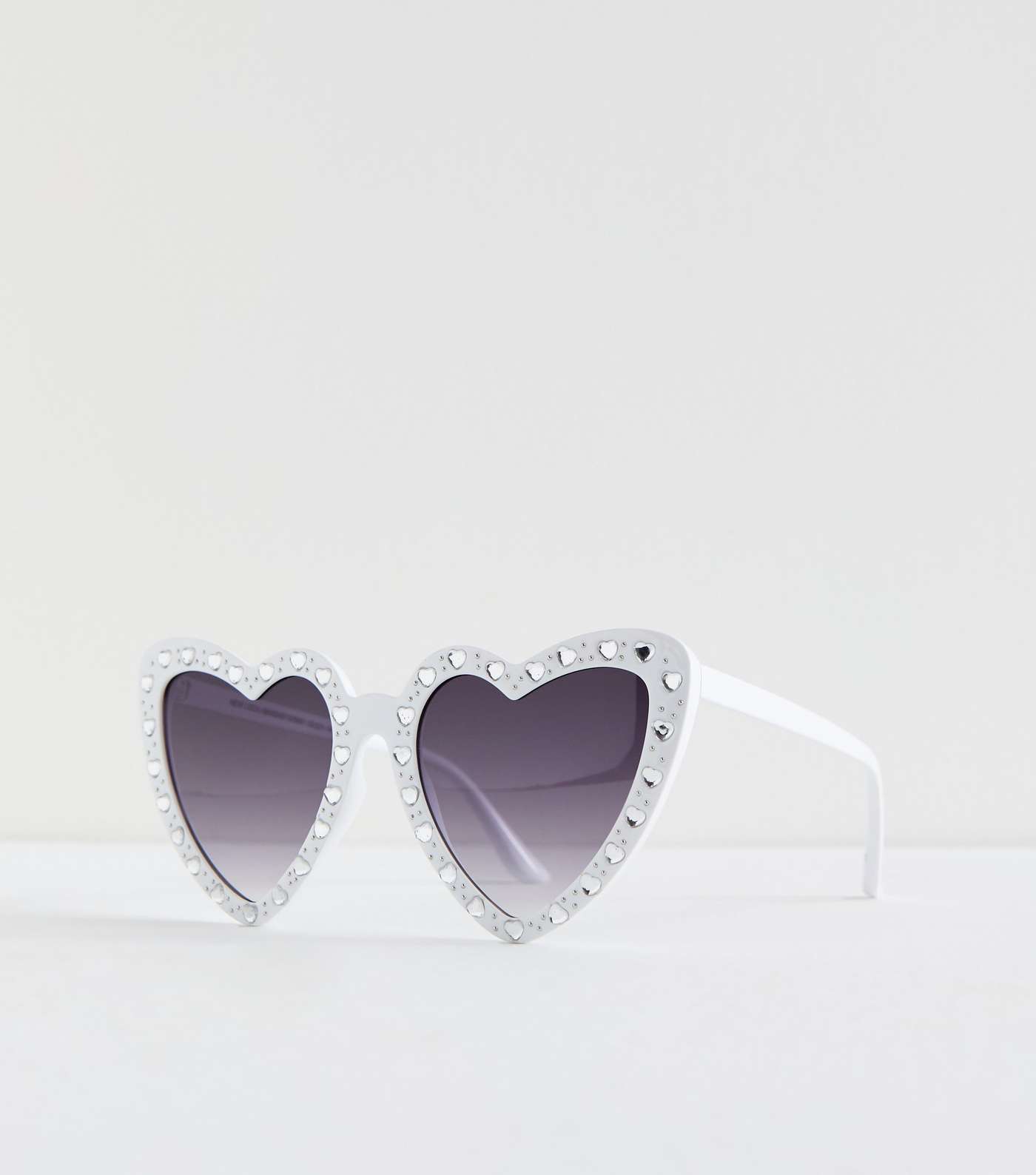 White Heart Frame Hen Party Sunglasses Image 2