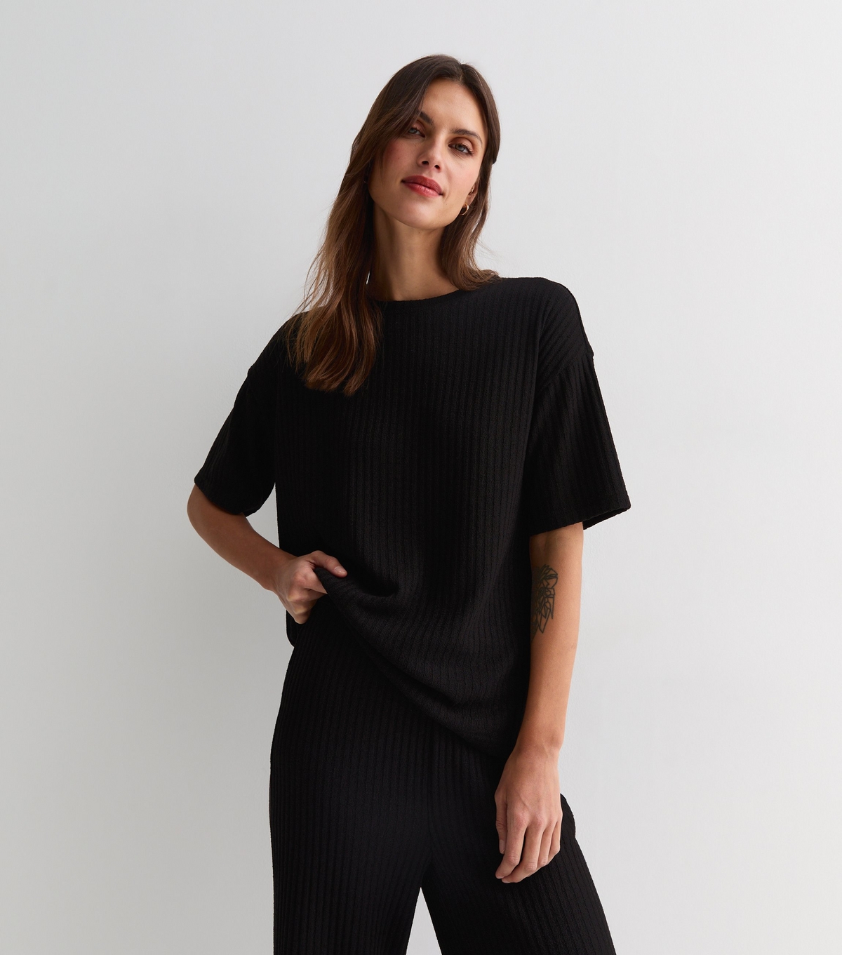 Women's Black Ribbed Knit T-Shirt New Look