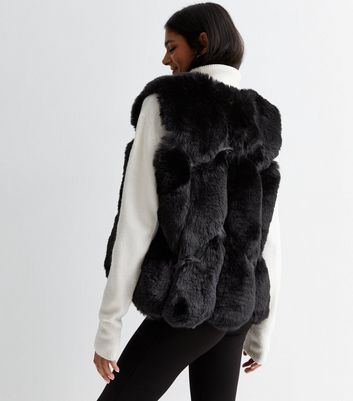 Hooded fur clearance gilet