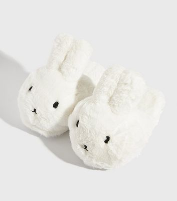 Skinnydip White Faux Fur Bunny Slippers New Look