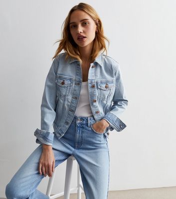 Grey jeans blue denim jacket hotsell