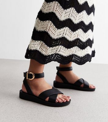 New look sale sandals wide online fit