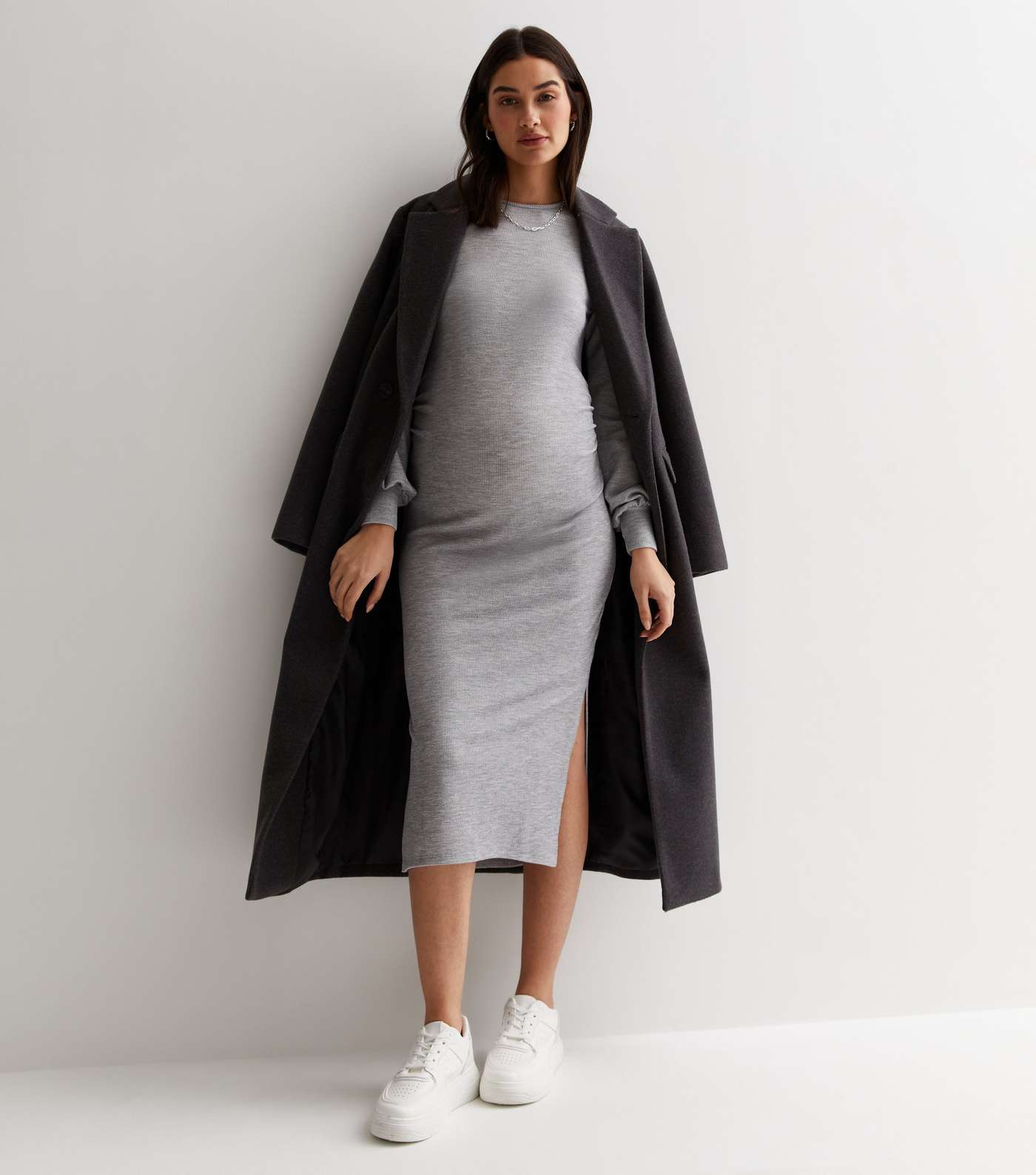 Maternity Grey Ribbed Puff Sleeve Midi Dress Image 2