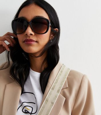 Oversized store oval sunglasses