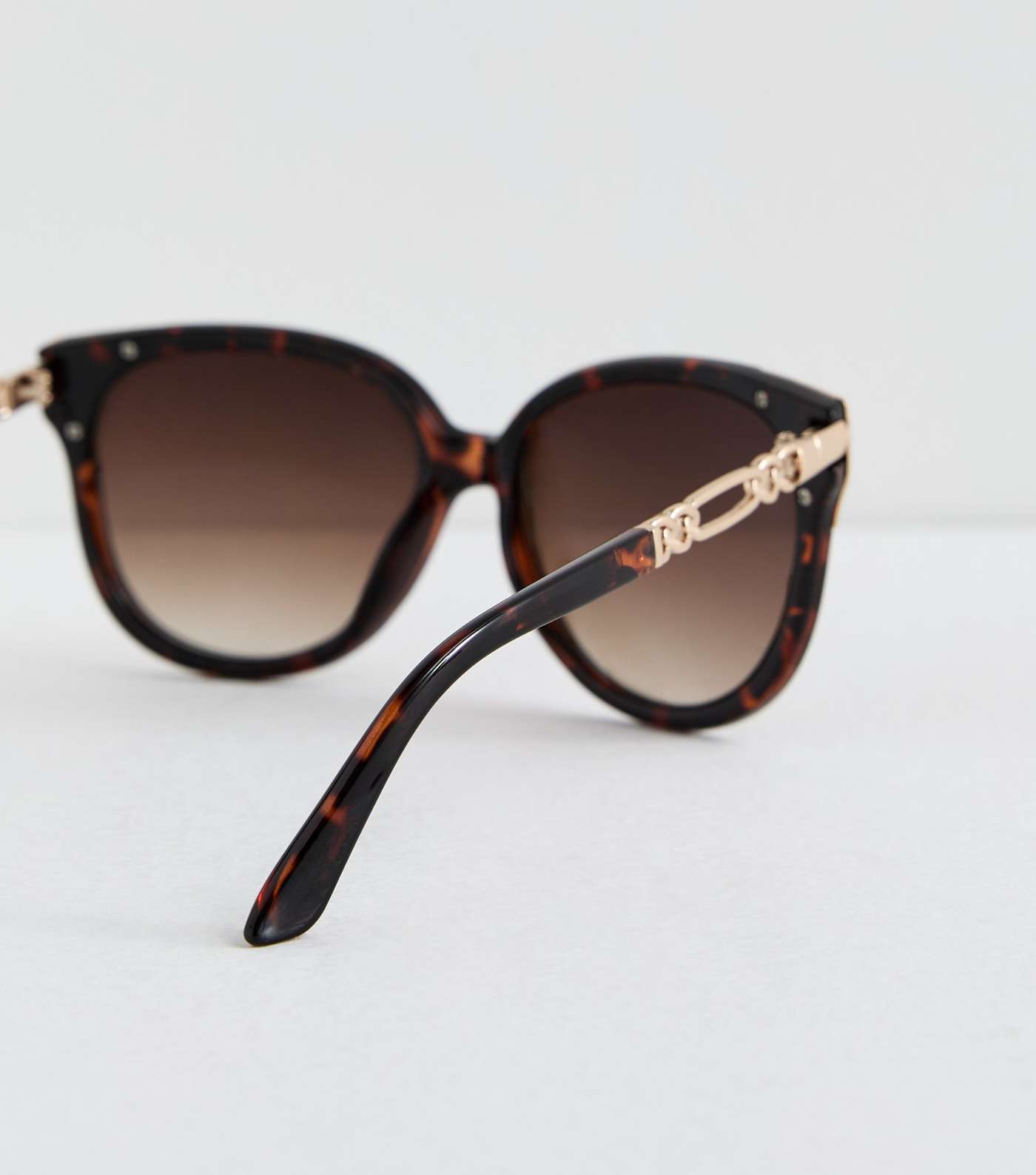Brown Round Metal Trim Sunglasses Image 4