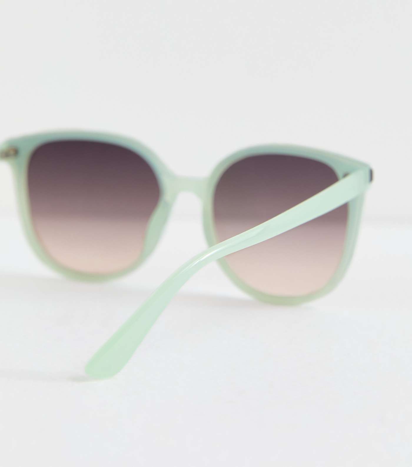 Mint Green Tinted Gradient Sunglasses Image 4