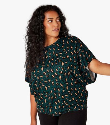 Apricot Curves Green Animal Print Batwing Top New Look