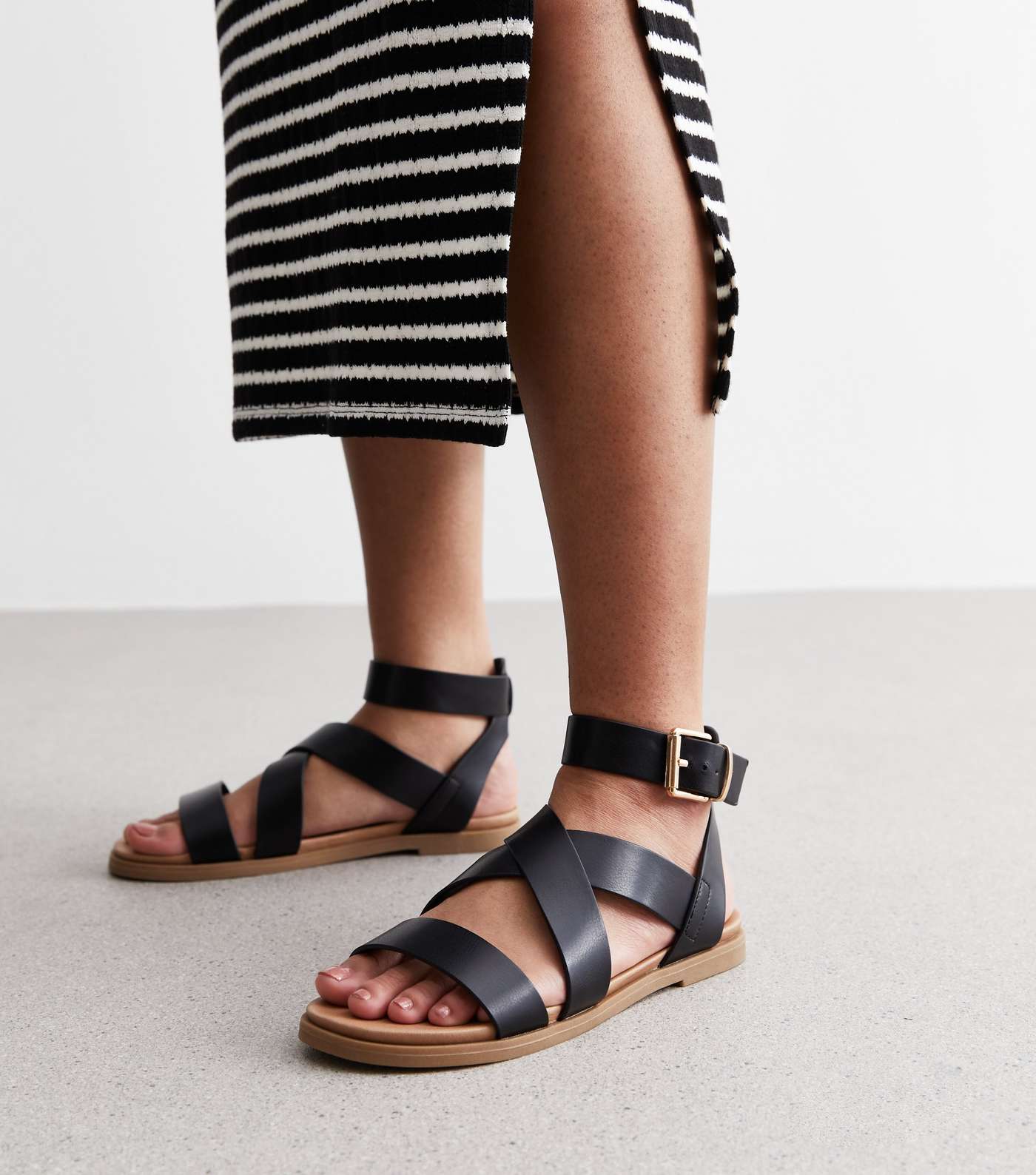 Black Cross-Strap Gladiator Sandals | New Look