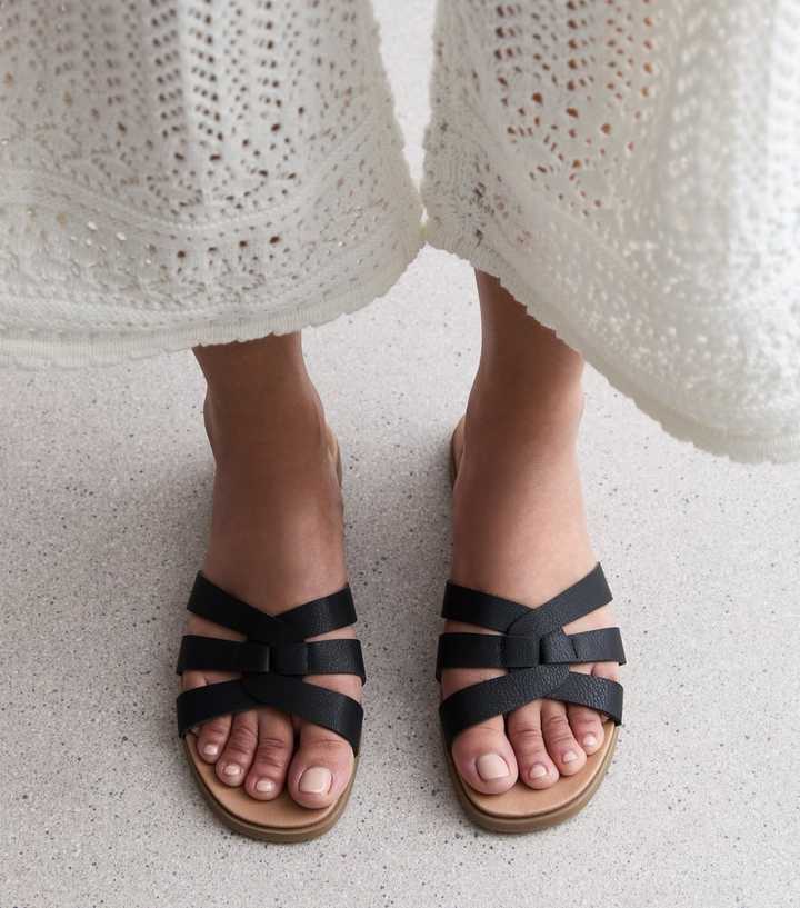 Sliders Womens Flip Flops New Look Wide Fit Black Leather-Look Sliders