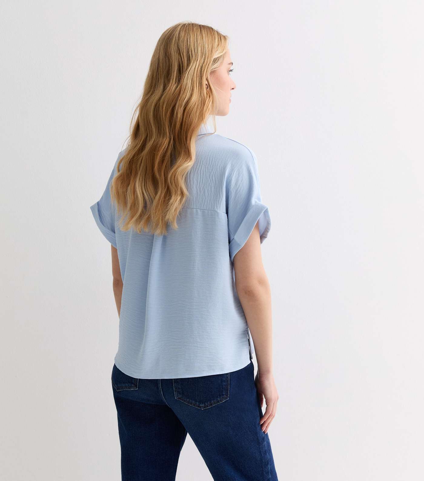 Pale Blue Short Sleeve Shirt Image 4