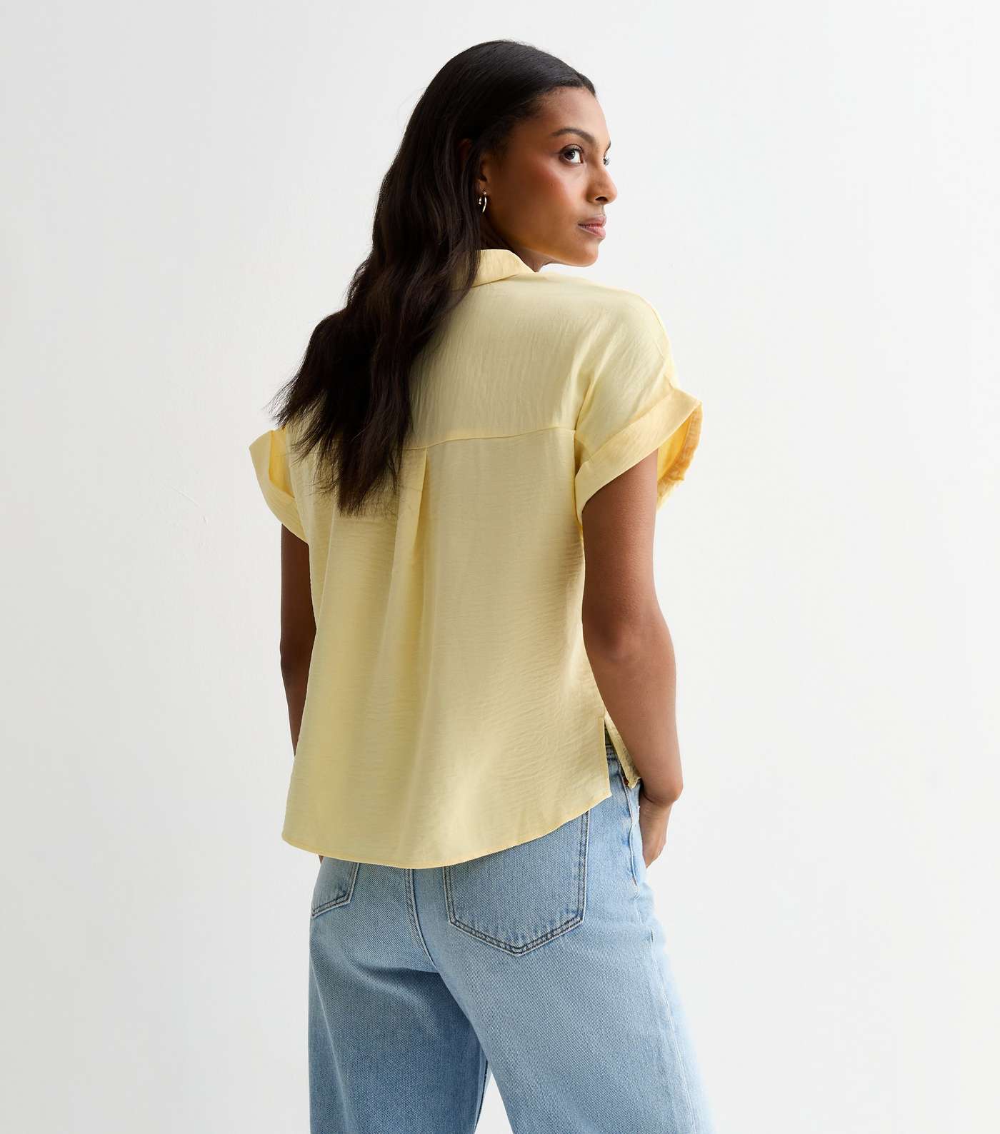 Yellow Short Sleeve Shirt Image 4