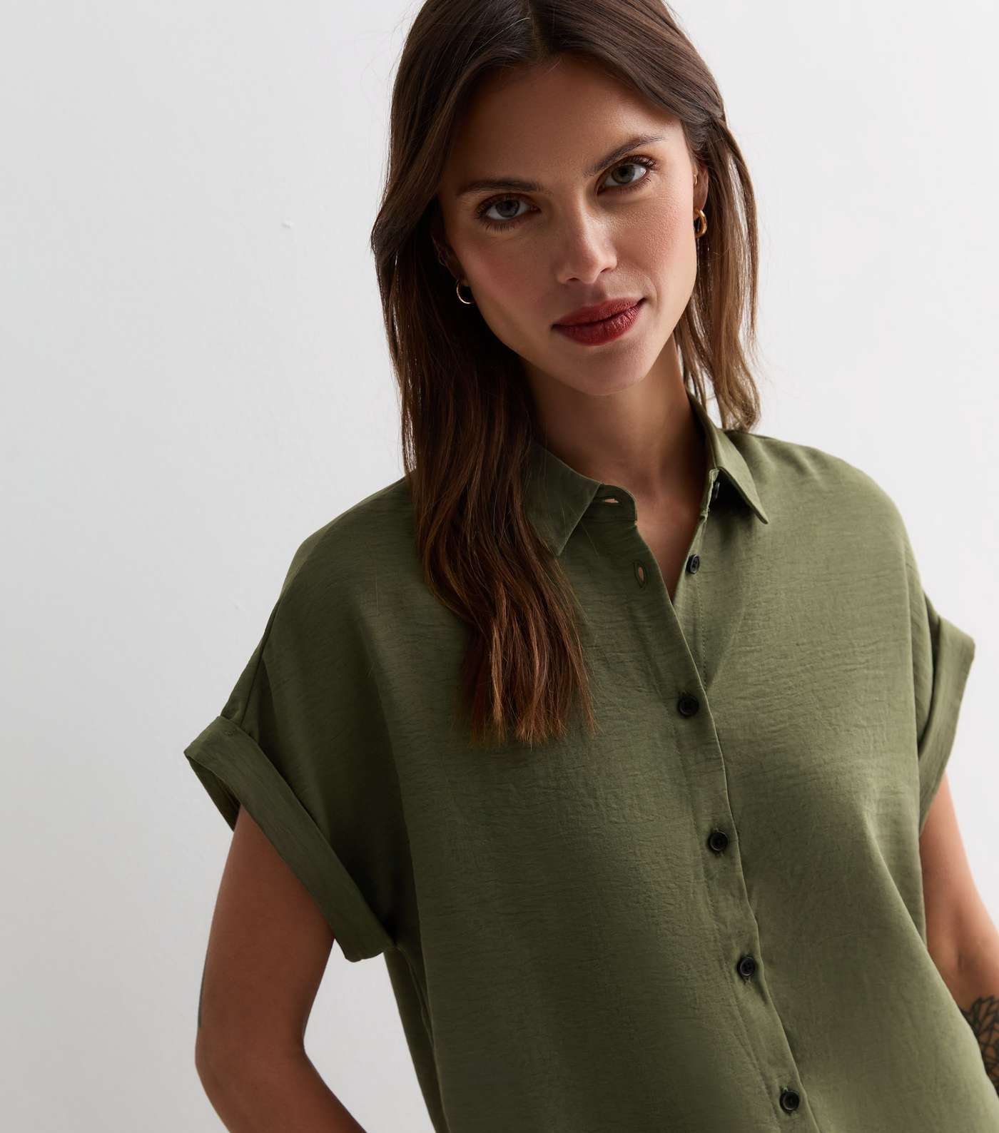 Olive Short Sleeve Shirt Image 2