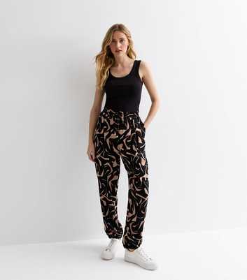 Black Abstract Print Cuffed Joggers