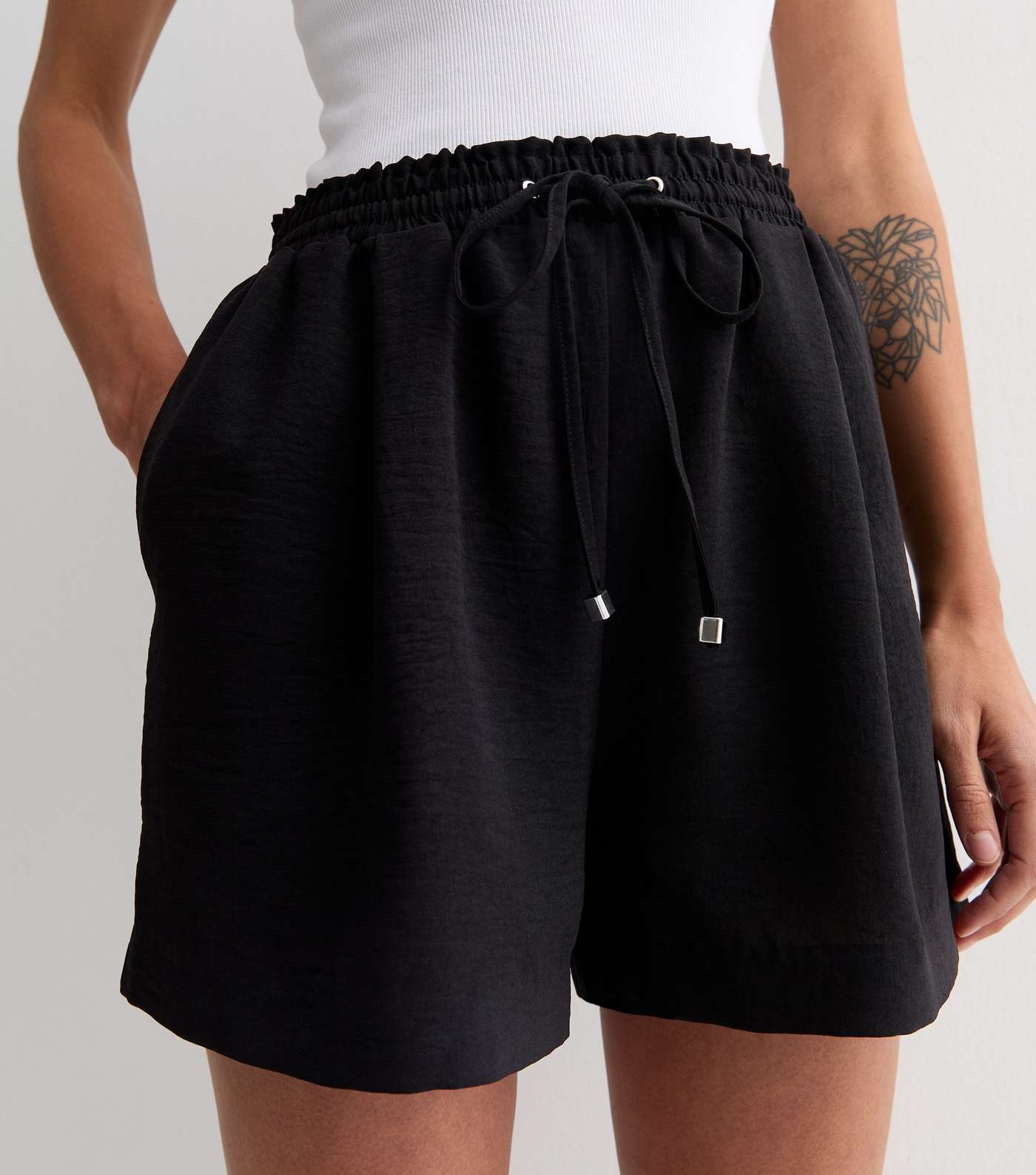Black Drawstring Waist Shorts Image 2
