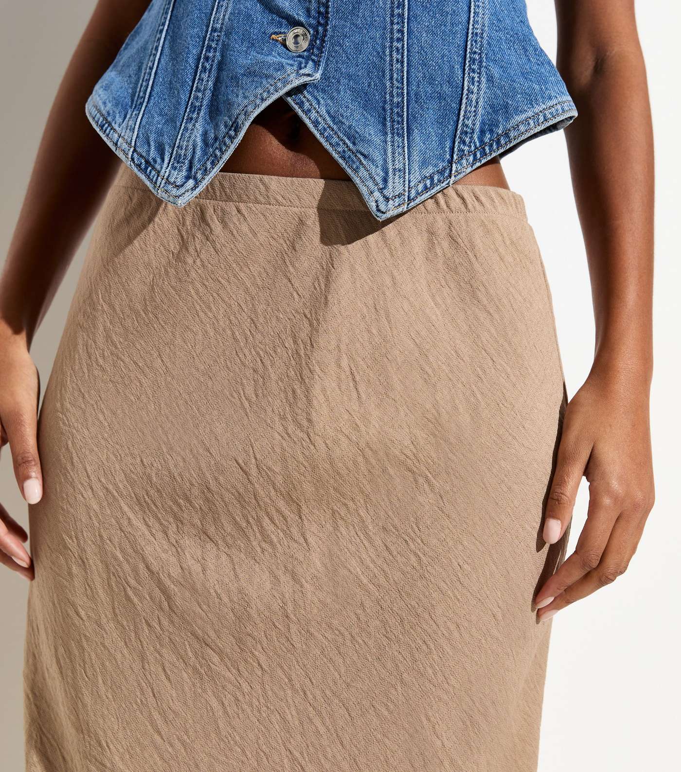 Stone Textured Midi Skirt Image 2