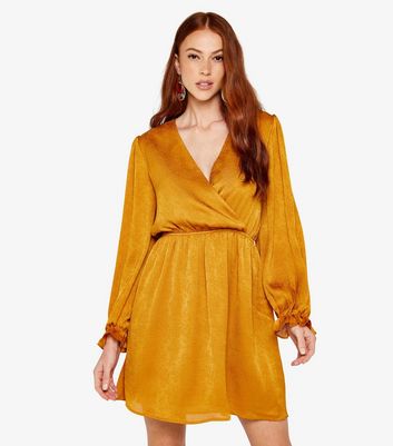 New look clearance mustard satin dress