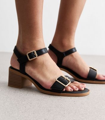 Black buckle 2024 block heel sandals