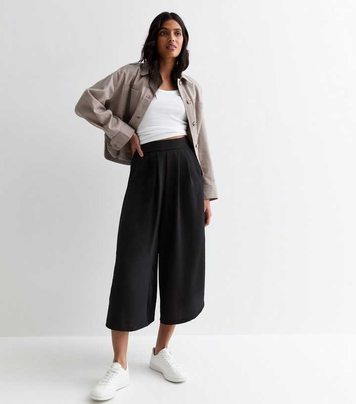 Black Wide Leg Crop Trousers