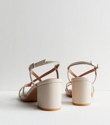 Extra wide 2024 white sandals