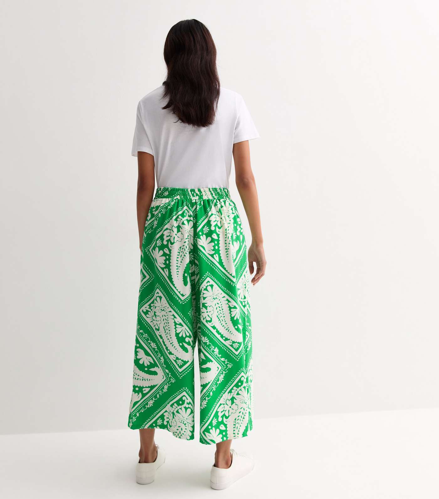 Green Scarf Print Wide Leg Crop Trousers Image 4