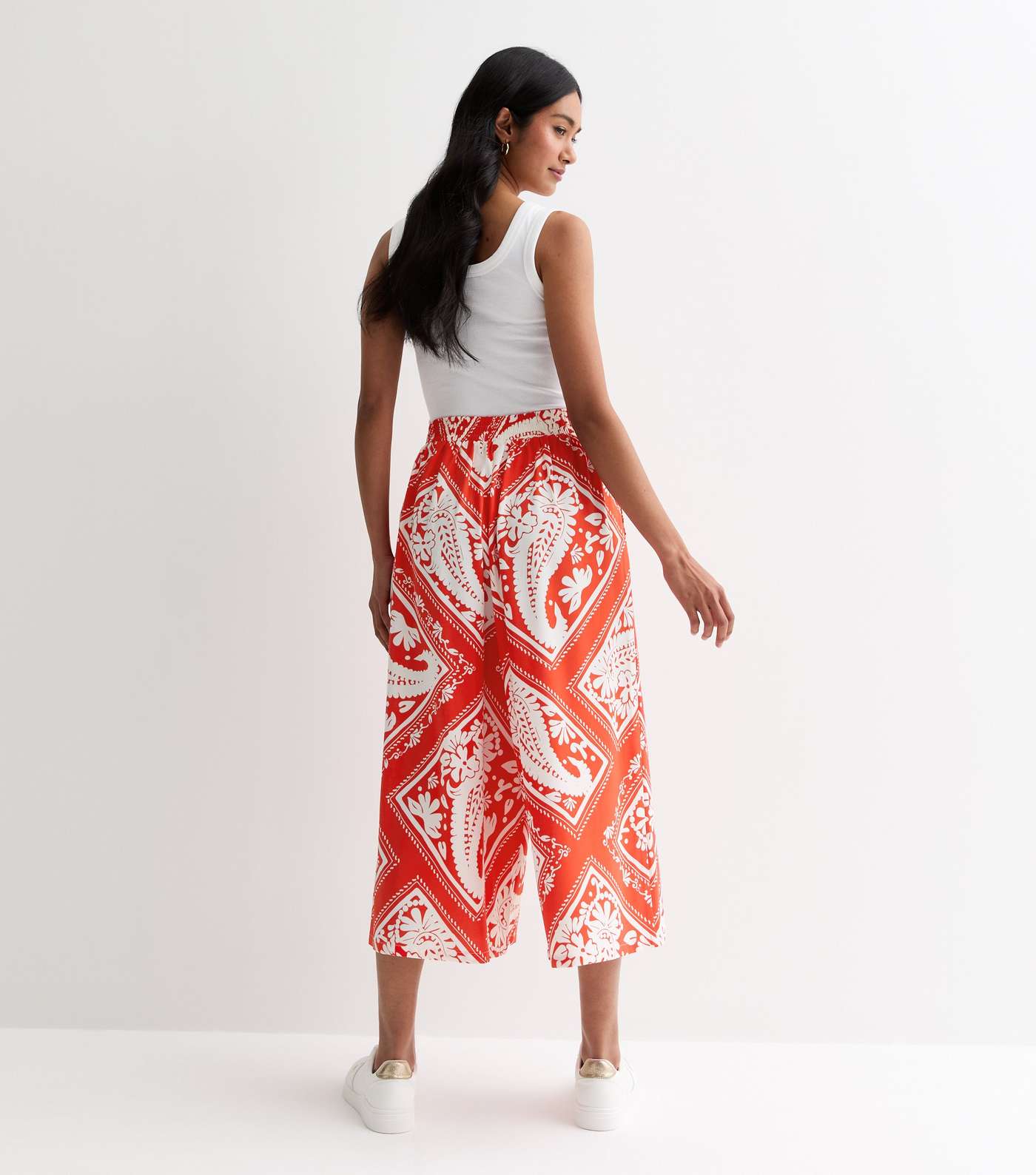 Red Scarf Print Wide Leg Crop Trousers Image 4