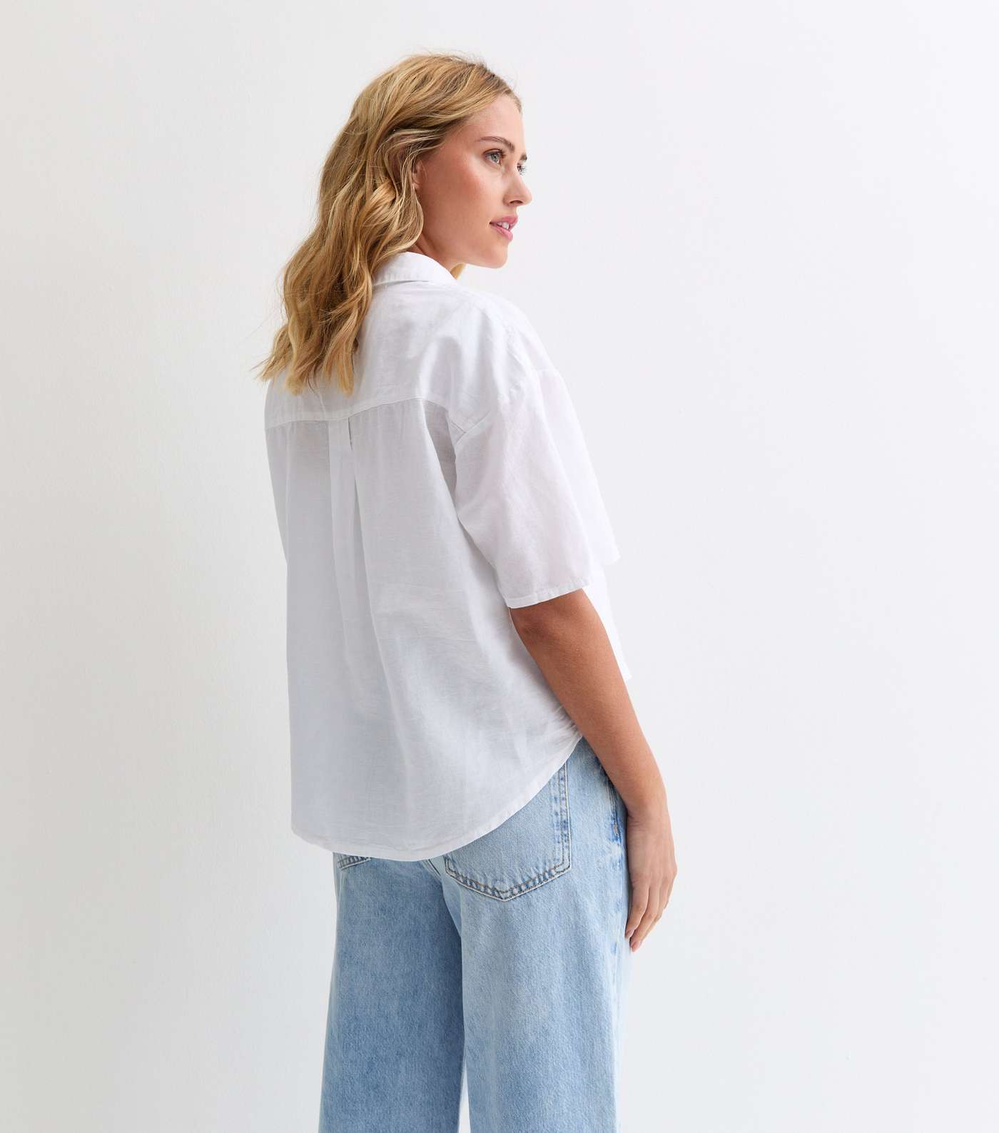 Off White Linen-Cotton Short Sleeve Boxy Shirt Image 4