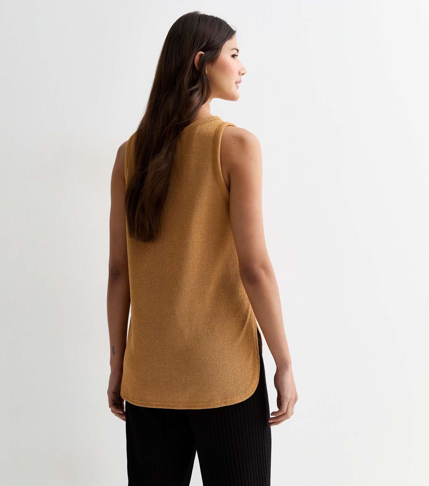 Mustard Textured Fine Knit Vest Image 4