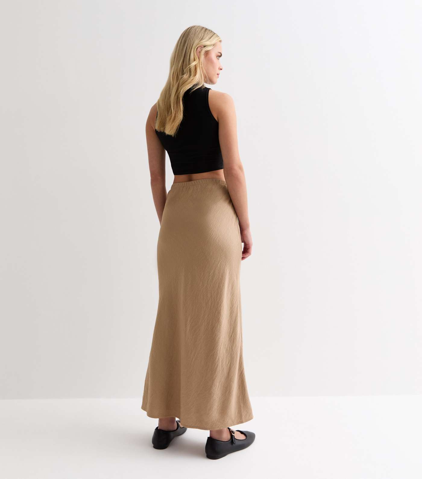 Petite Stone Textured Midi Skirt Image 4