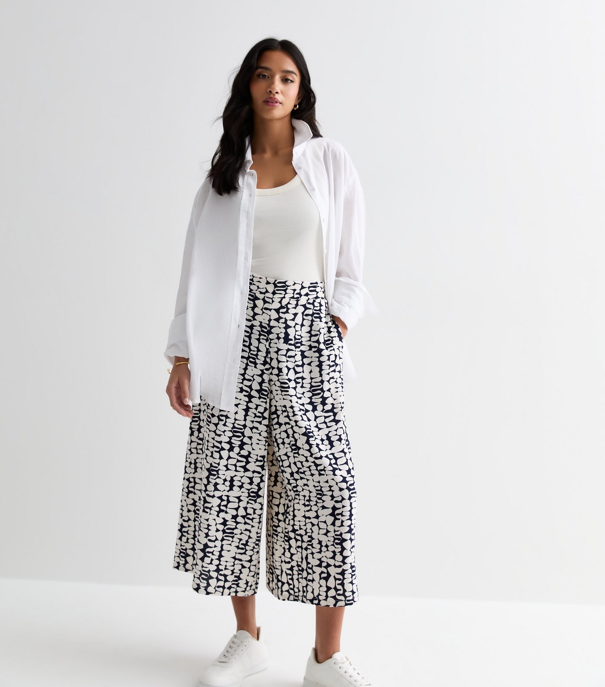 Women's Petite Blue Wide Leg Crop Trousers New Look
