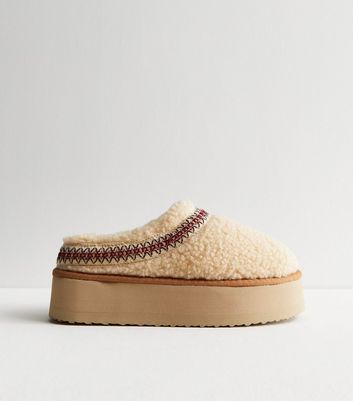 Slipper flatform store