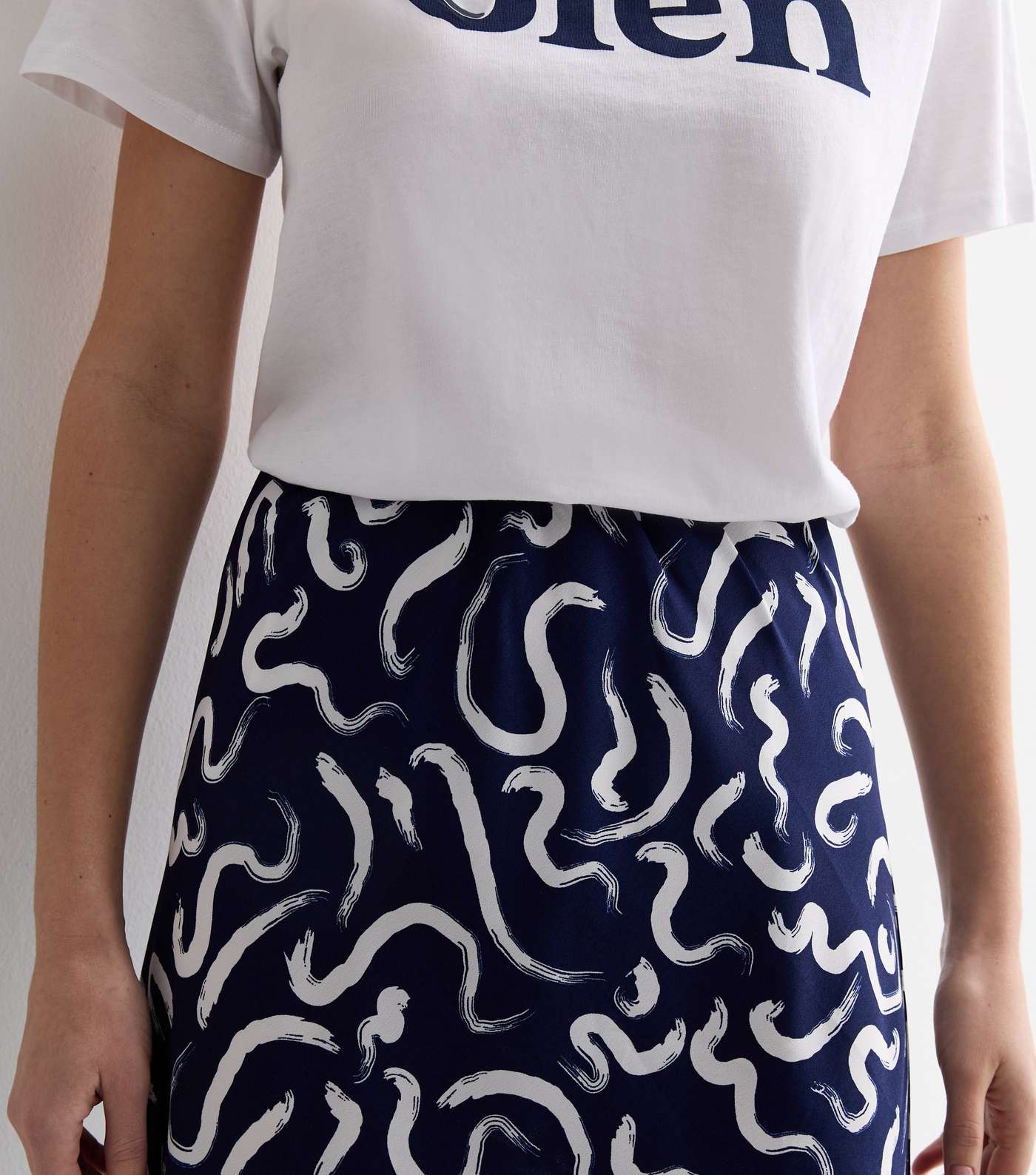 Navy Squiggle Print Midi Skirt  Image 2
