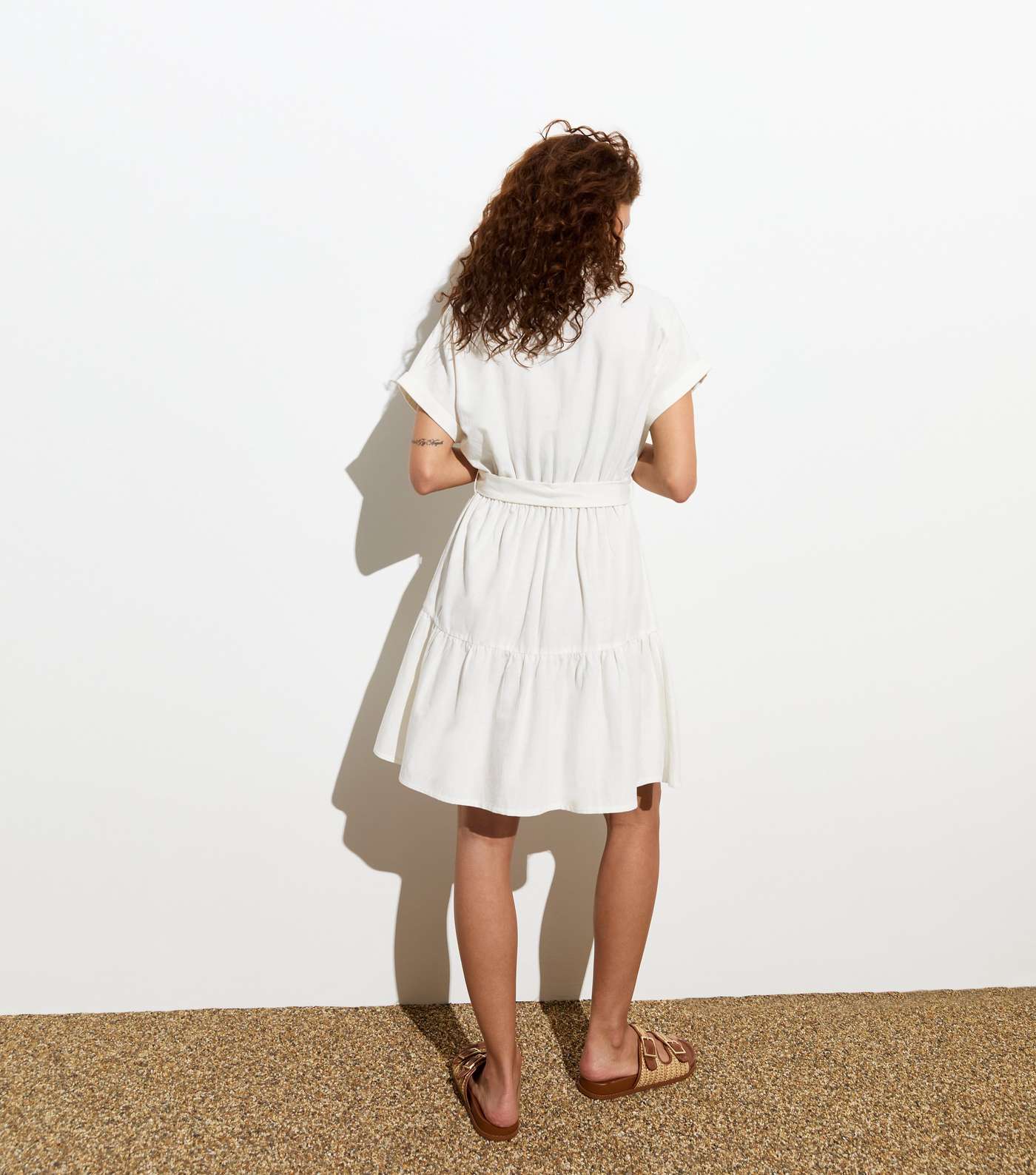 Off White Short Sleeve Belted Mini Shirt Dress Image 4