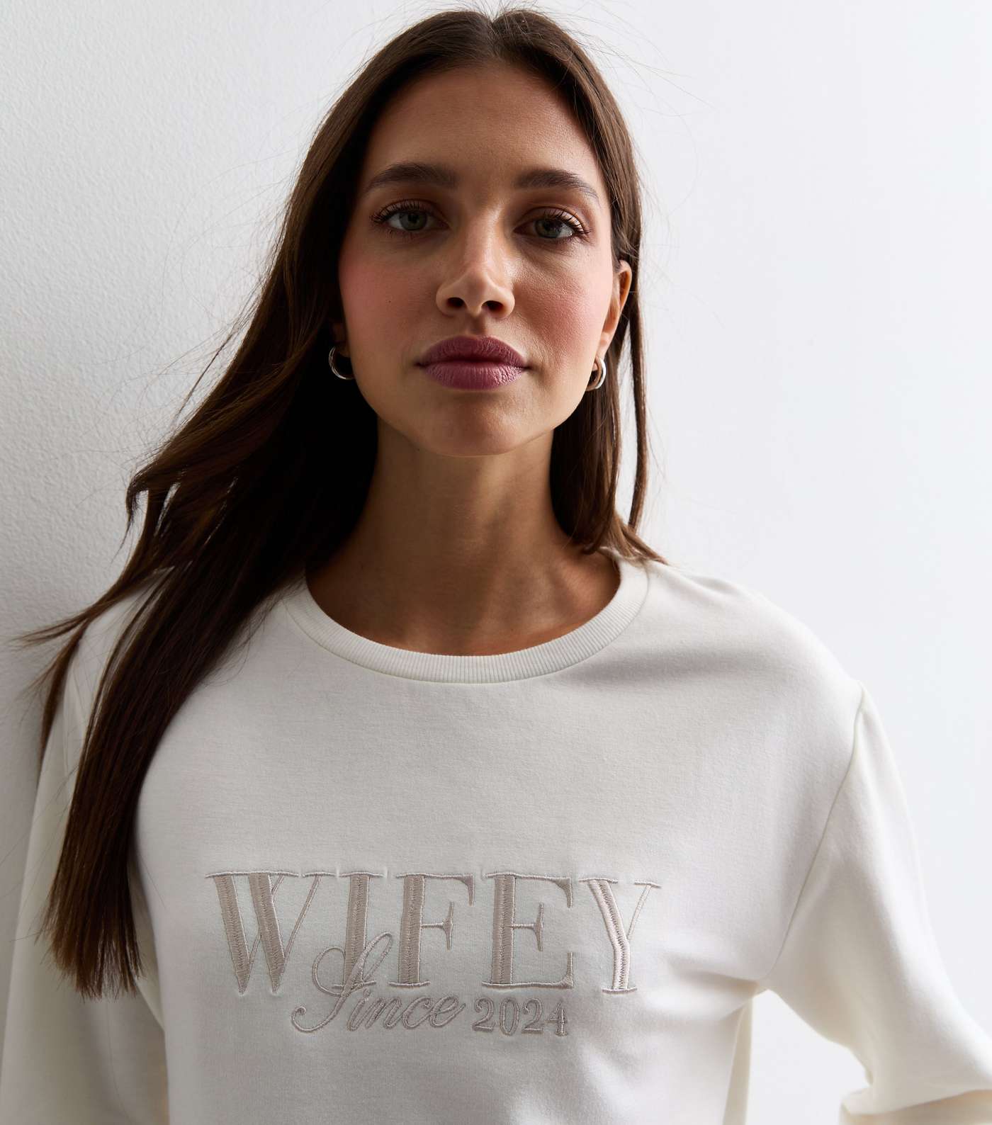 Off White Wifey Logo Jogger Pyjama Set Image 2