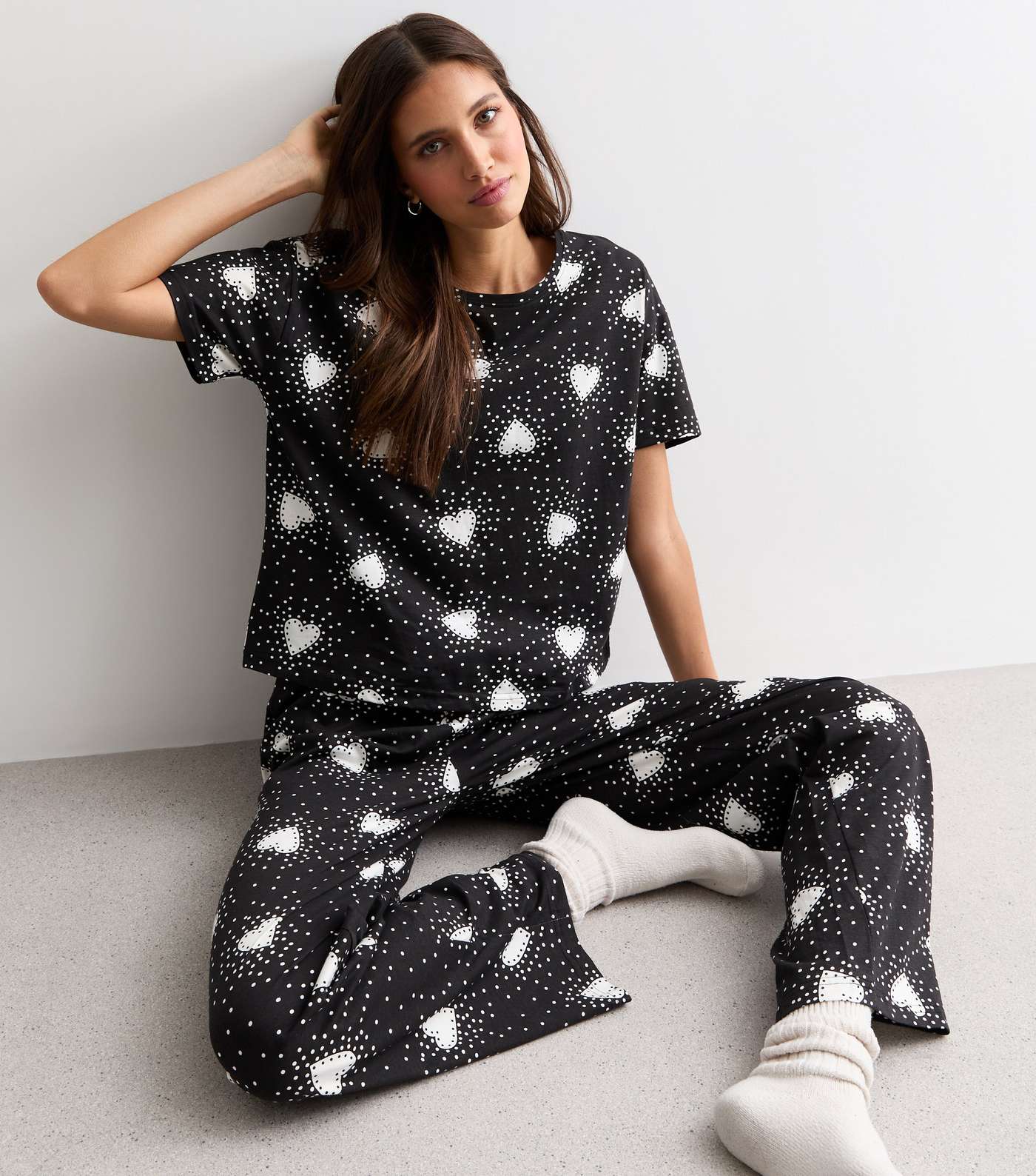 Black Heart T-Shirt Wide Leg Pyjama Set  Image 3
