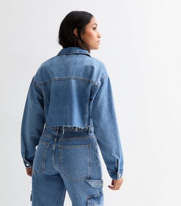 Petite Blue Denim Raw Hem Crop Jacket New Look