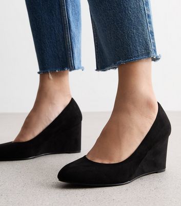 Black wedge heel court shoes on sale