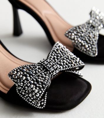 Bling sales bow sandals