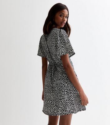 Black Monochrome Patterned Mini Dress New Look