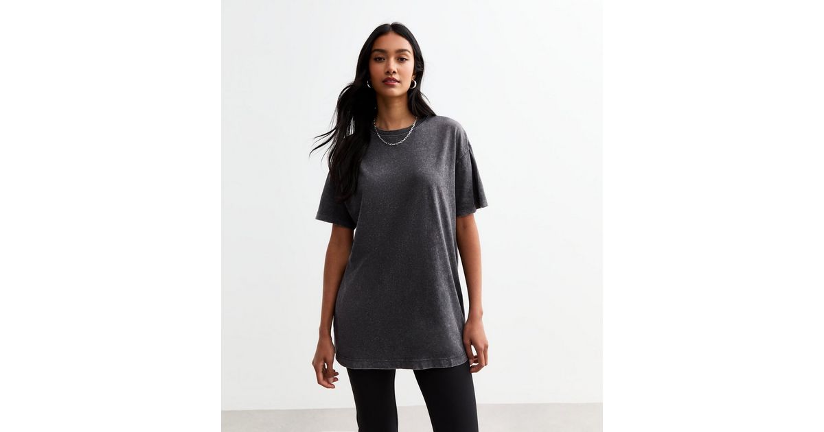 Grey Acid Wash Oversized T-Shirt | New Look
