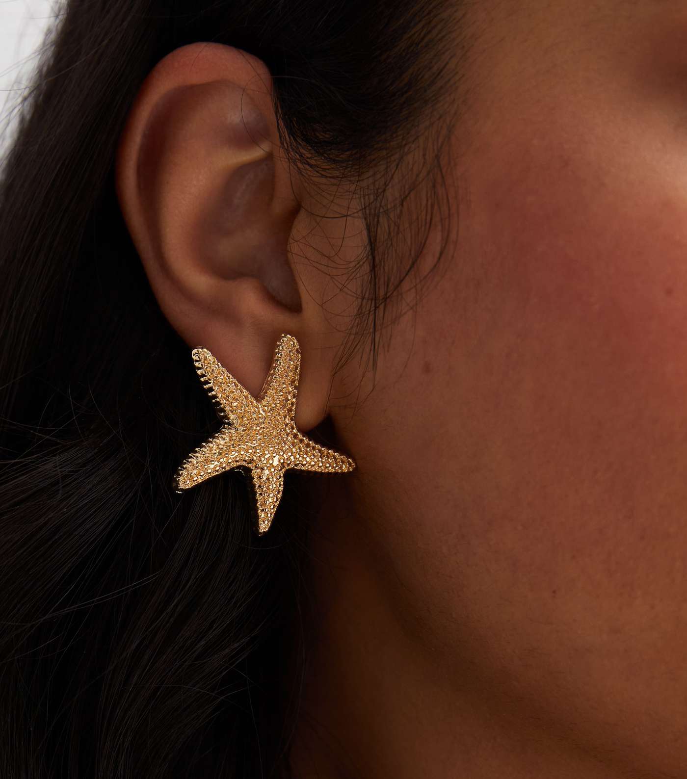 Gold Tone Textured Starfish Stud Earrings Image 2