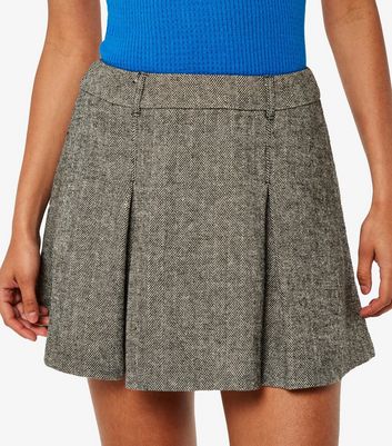 Apricot Brown Herringbone Pleated Mini Skirt | New Look