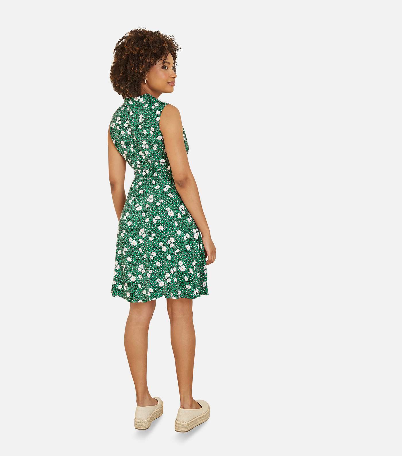 Mela Green Leopard and Floral Print Sleeveless Belted Mini Shirt Dress Image 3