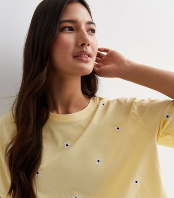 Yellow Cotton Daisy Embroidered Boxy T-Shirt New Look