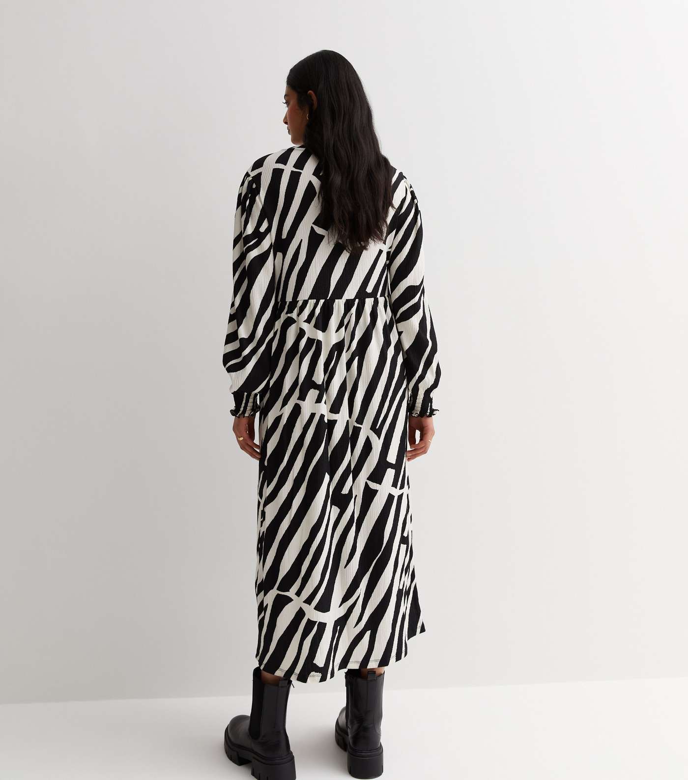 Black Zebra Crinkle Jersey Midi Smock Dress Image 4